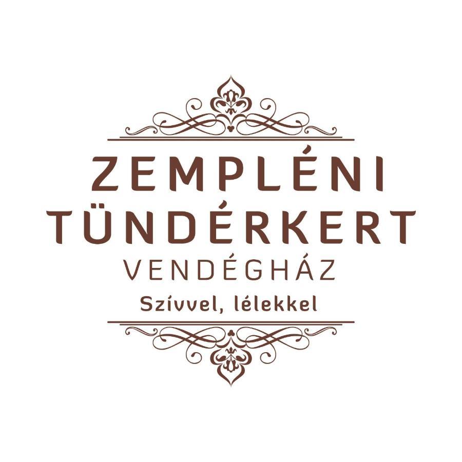 Zempleni Tuenderkert Vendeghaz Hotel Fuzerkomlos Exterior photo